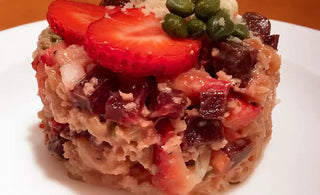 tartare de saumob, fraise, betterave et canneberge par CANNE BERGE