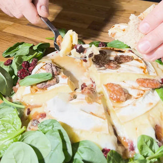 Brie fondant canneberges & noix d’érable