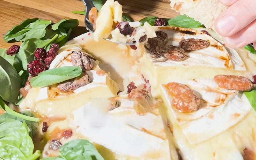Brie fondant canneberges & noix d’érable