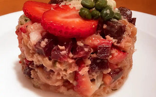 Tartare de saumon fraise betterave et canneberge